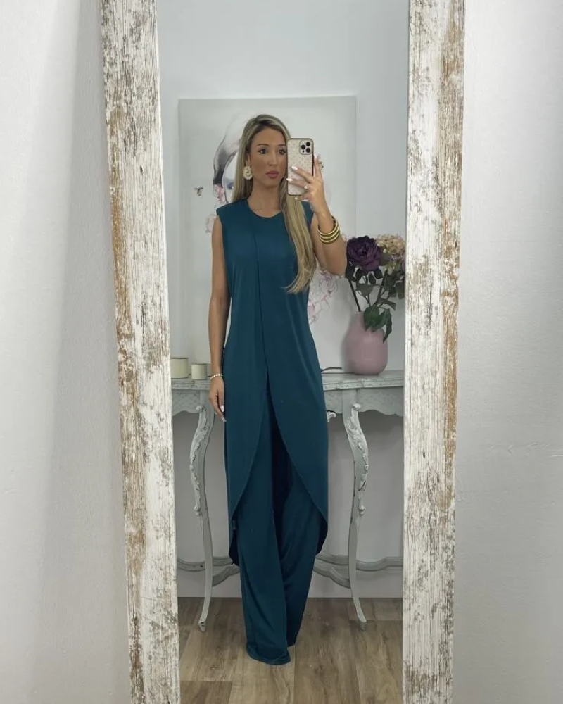 Clara™ | Conjunto fluido de dos piezas